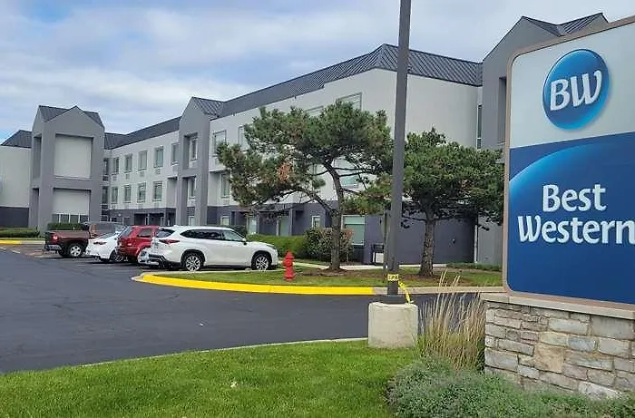 Western -chicagoland And Hotel *